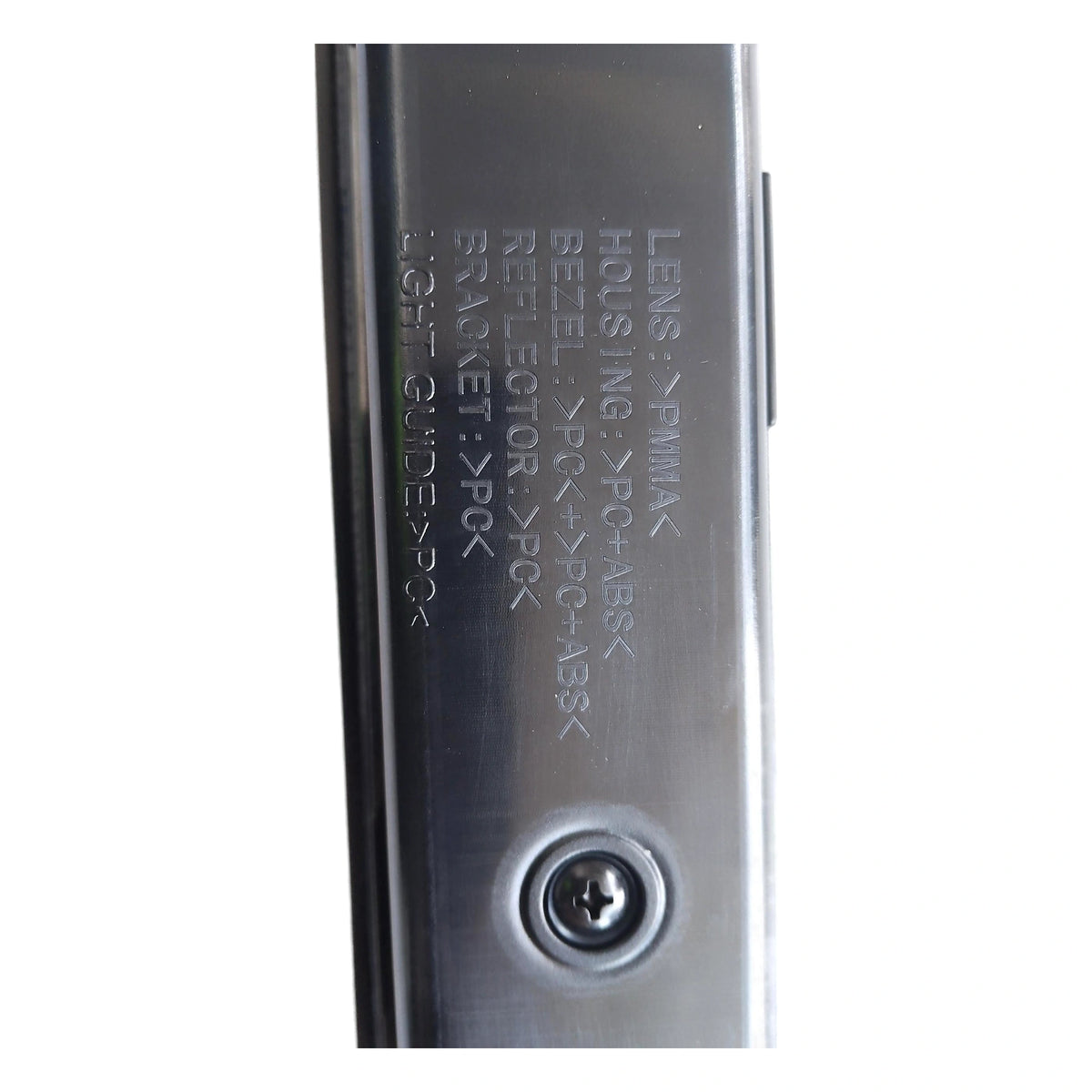 Piloto trasero central para BYD Song PLUS, OE 13856259-00, SA3HK-4107300 - EVParto (otras vistas)