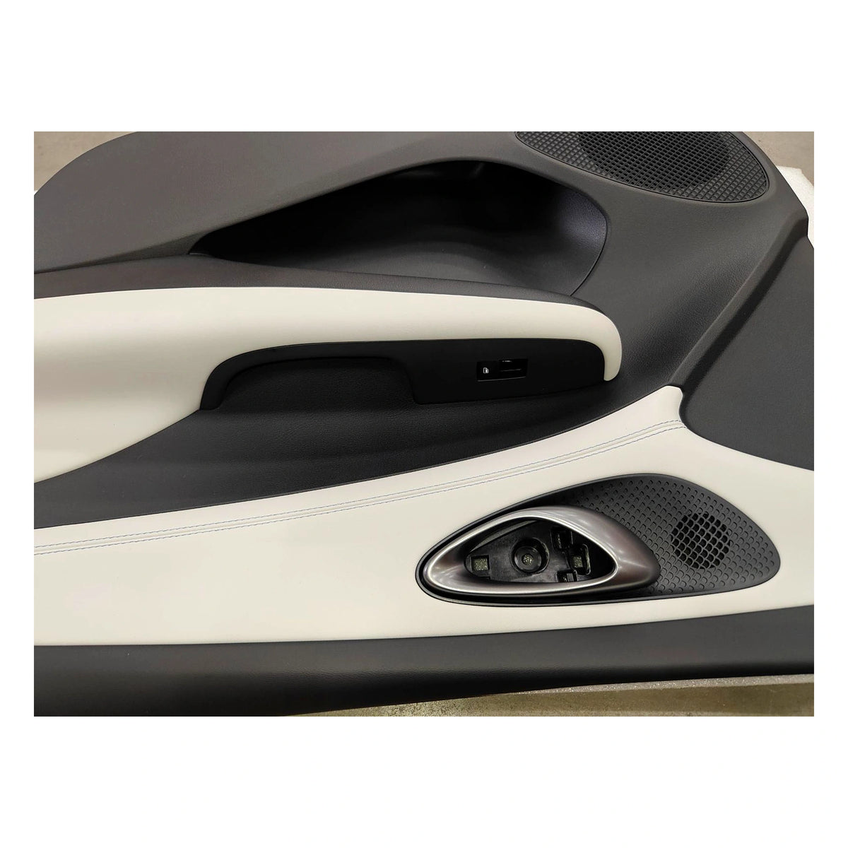 Front Door Trim Panel (Right) for BYD Seal 05 DM-i, OE 15667164-00, HA6HA-6102002-00HDE - EVParto (additional views)