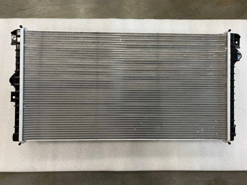 Kühler Hochtemperaturkreis, komplett für BYD Tang L EV, OE 14206164-00, TA3-1301010B - EVParto (weitere Ansichten)
