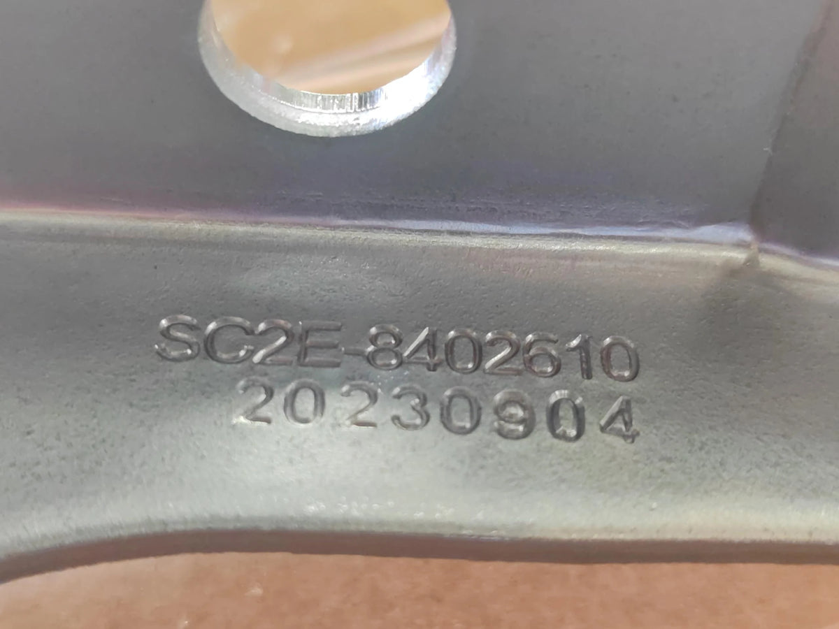 Left Bonnet Hinge for BYD Yuan PLUS, OE 13174827-00 (Left), OE 13174827-00, SC2E-8402610 - EVParto (additional views)