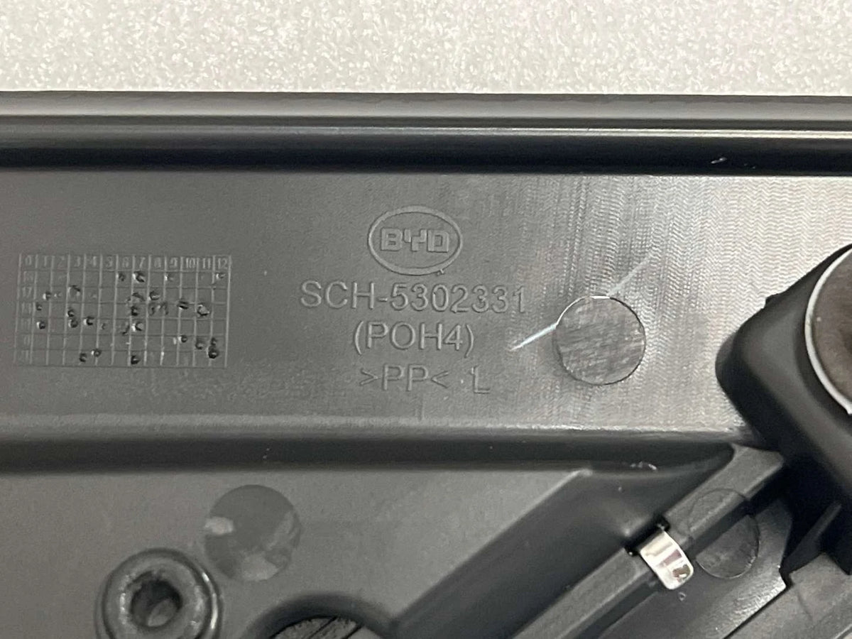 Eckverkleidung Kotflügel links für BYD Yuan Pro, OE 11585717-00 (Left), SCH-5302330 - EVParto (weitere Ansichten)