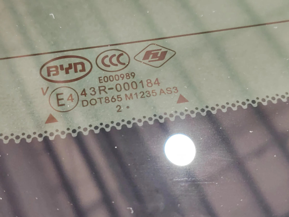 Rear Window Glass for BYD Han EV, OE 12593785-00, HC-5206020A - EVParto (additional views)