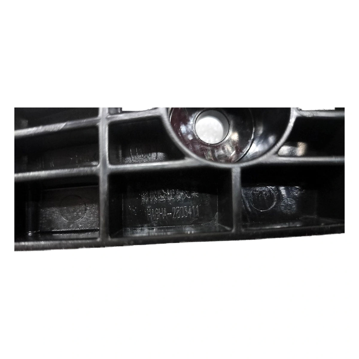 Stoßstangenhalter vorne rechts für BYD Seal 05, OE 14997038-00, HA6HA-2803411 - EVParto (weitere Ansichten)