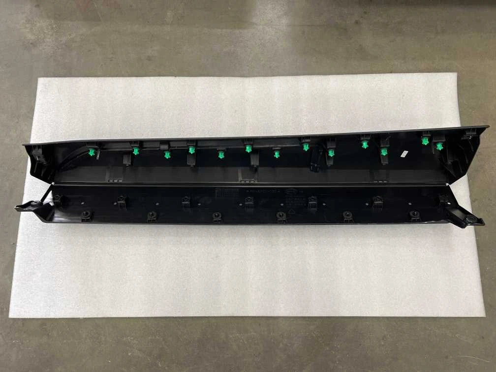 Right Front Door Skirt Panel for BYD Yuan UP, OE 16209286-00, SC3E-5402841 - EVParto (additional views)