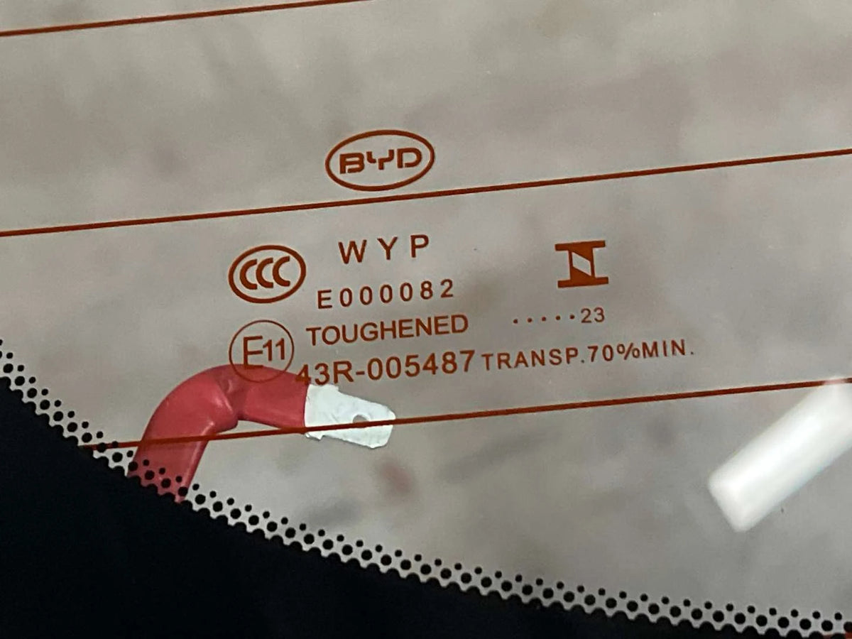 Tailgate Glass Assembly for BYD Dolphin, OE 13580099-00, EM2E-6303100B - EVParto (additional views)