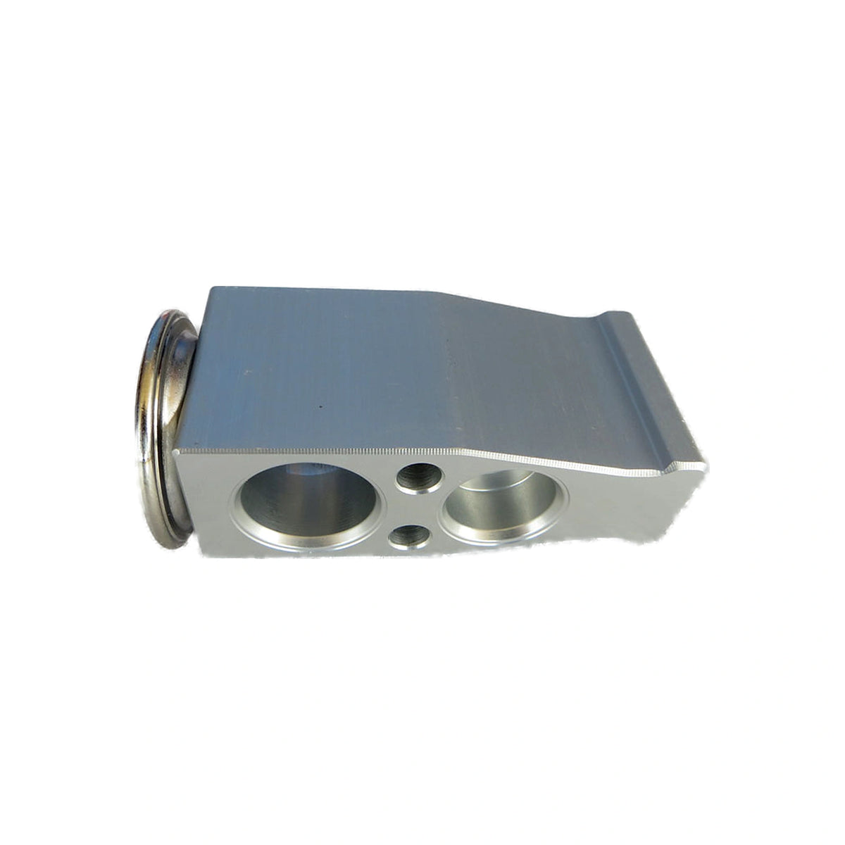 Thermal Expansion Valve for BYD New e6 & Tang DM-i, OE 12138265-00, e6H-8106100 - EVParto (additional views)